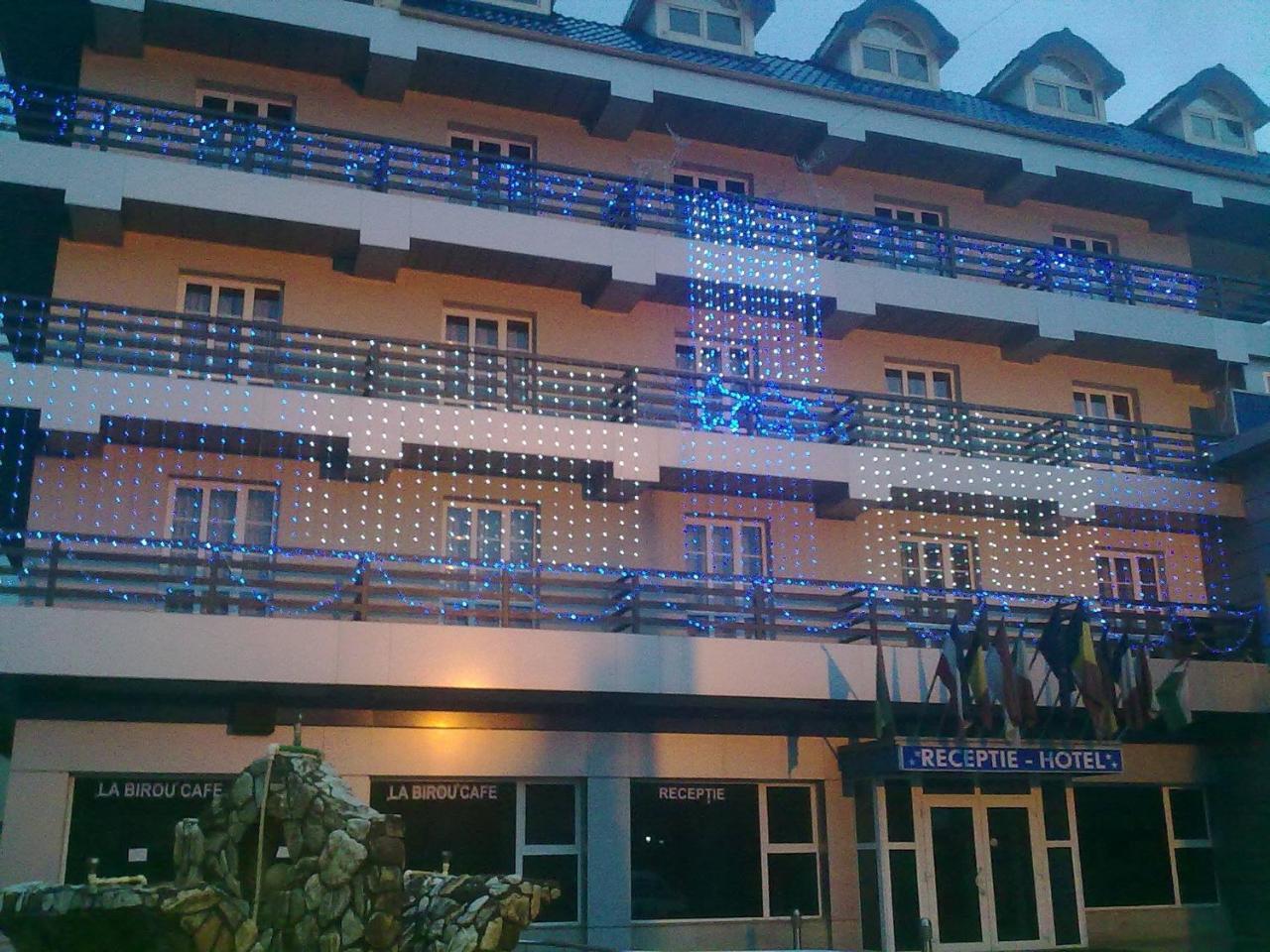 Hotel Ineul Rodna 외부 사진